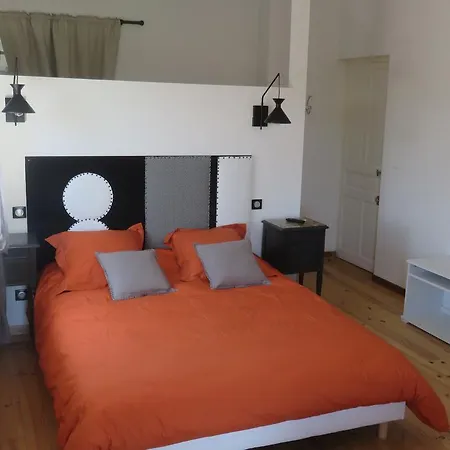 A La Belle Histoire Bed & Breakfast 3*
